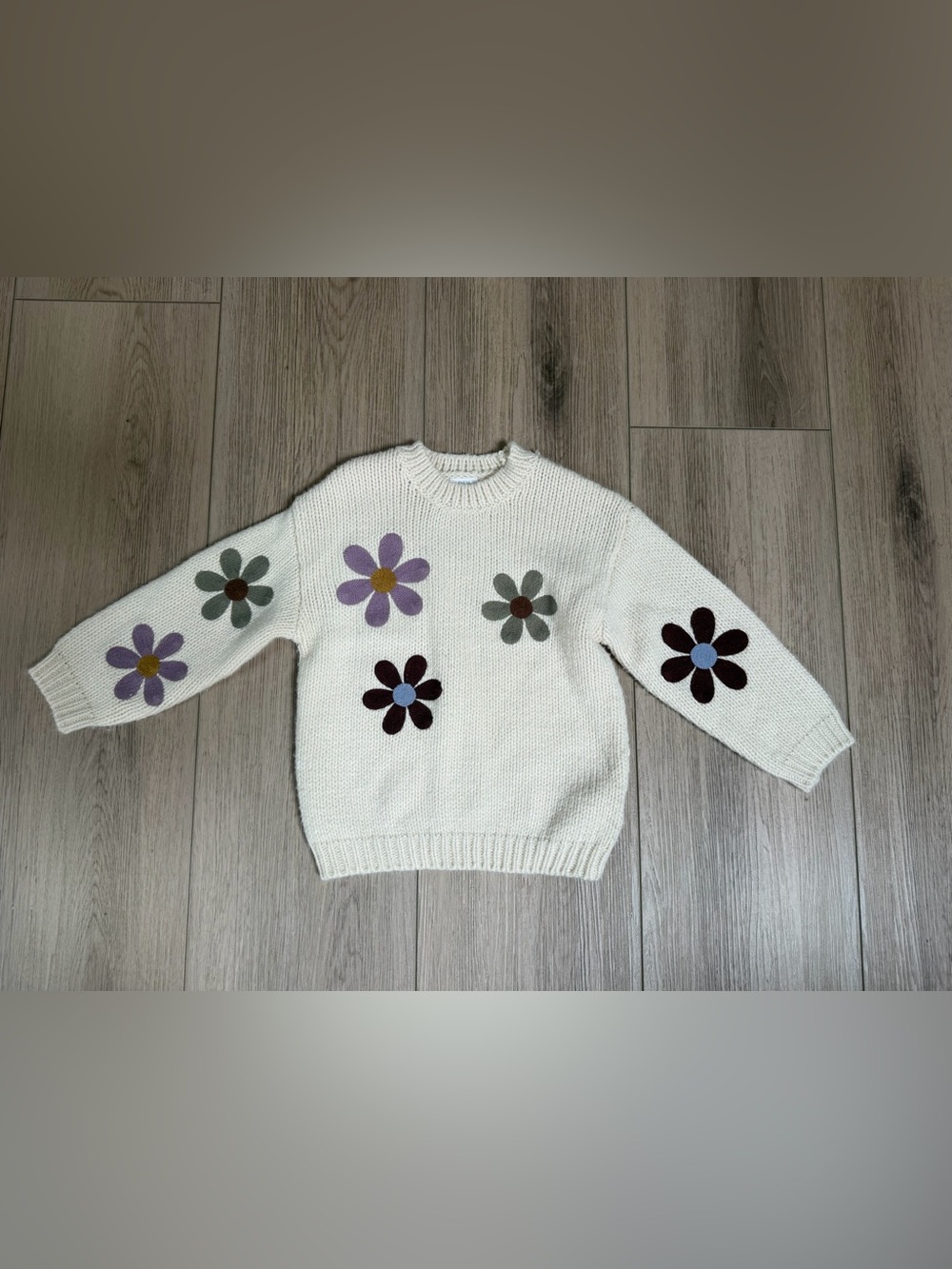 Zara Cream Floral Appliqué Crewneck Sweater